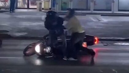 Messerattacke in Bangkok: Tourist entkommt Taxifahrer-Kampf (Video)