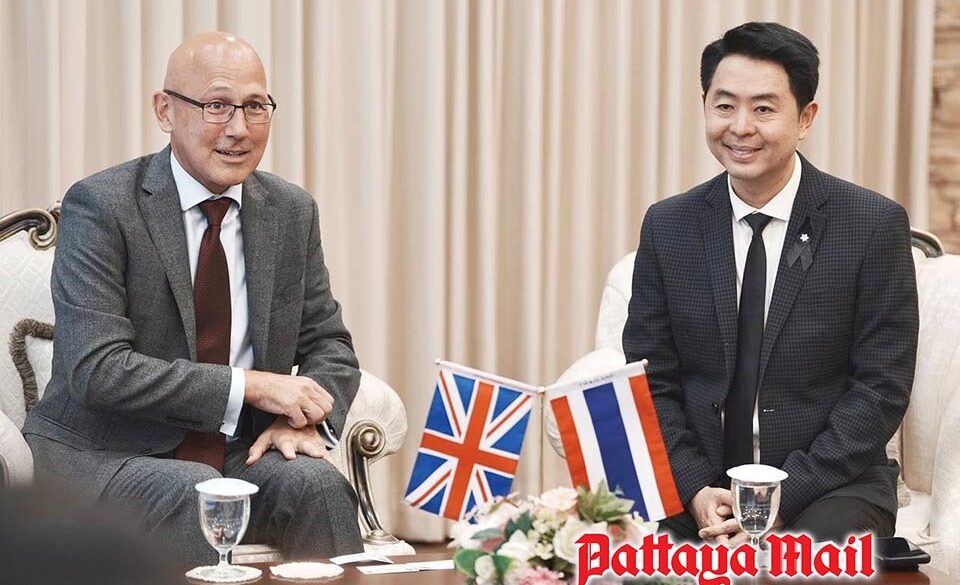 Mehr Sicherheit für Briten: Pattayas Bürgermeister trifft UK-Botschafter