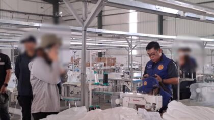 Razzia in Chonburi: 150 illegale Ausländer in chinesischer Fabrik verhaftet